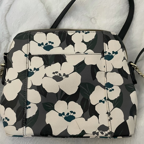 Liz Claiborne purse - Picture 2 of 3